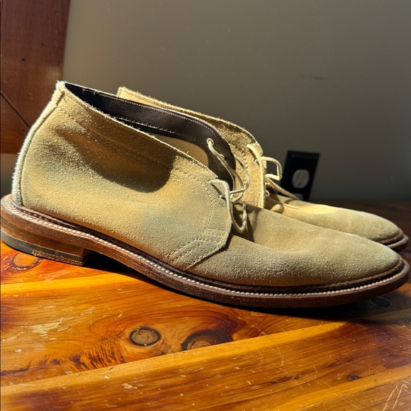 Alden Men's Light Brown Suede Chukka Boots - Picture 7 of 11